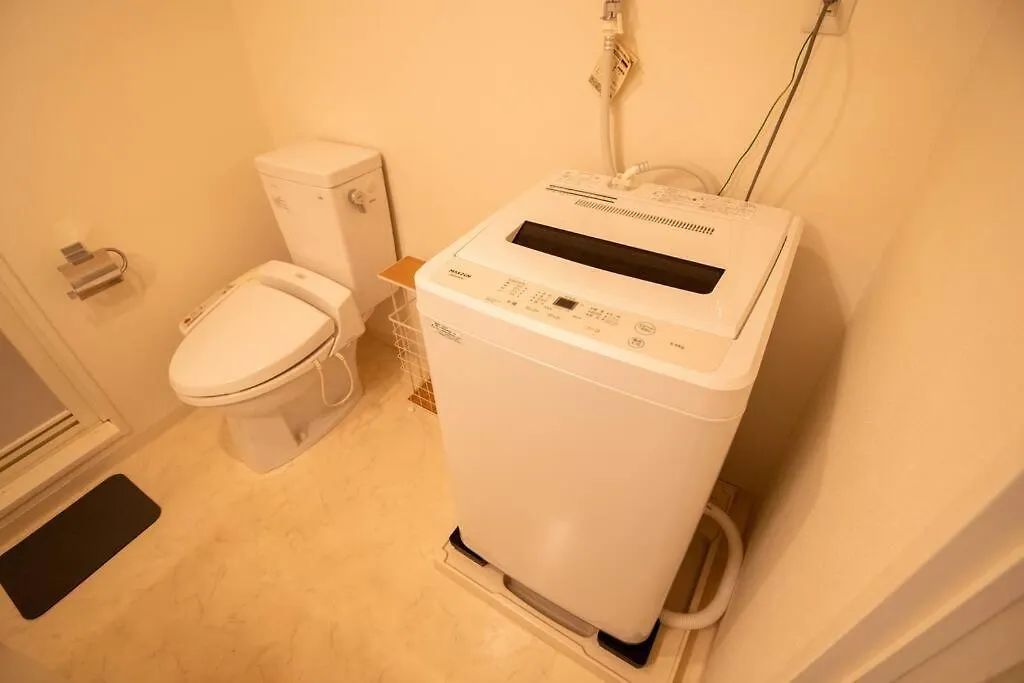 Elegant Condominium Kinshicho Tokyo 0*,